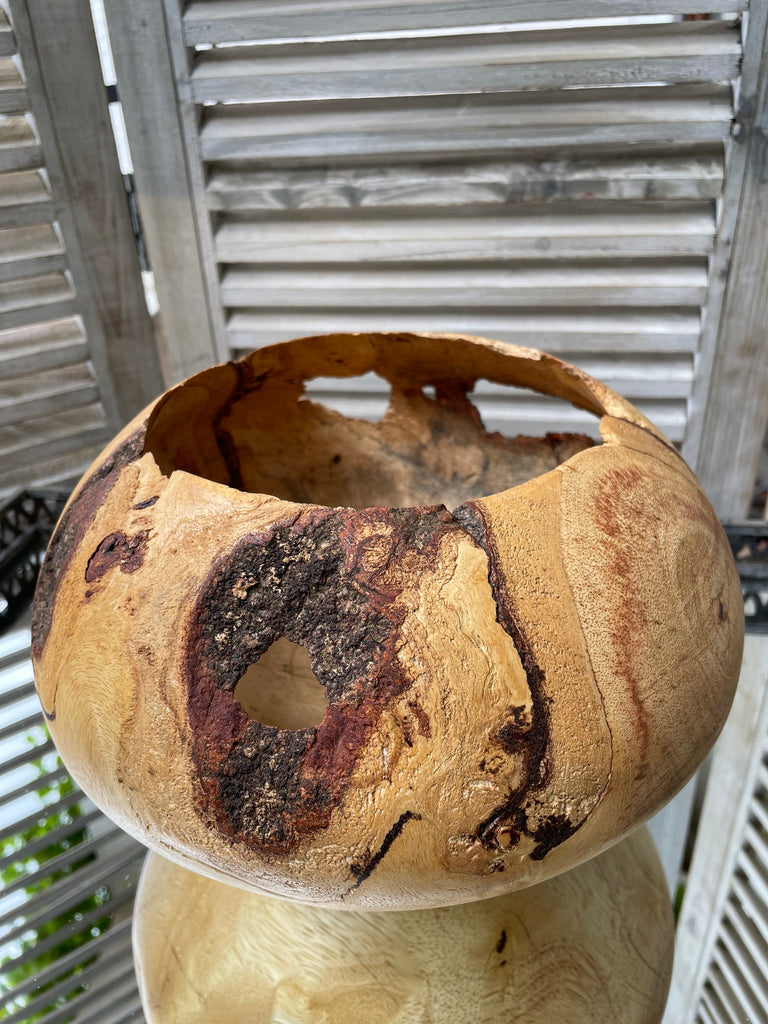 Natural Edge - Flambojant Bak