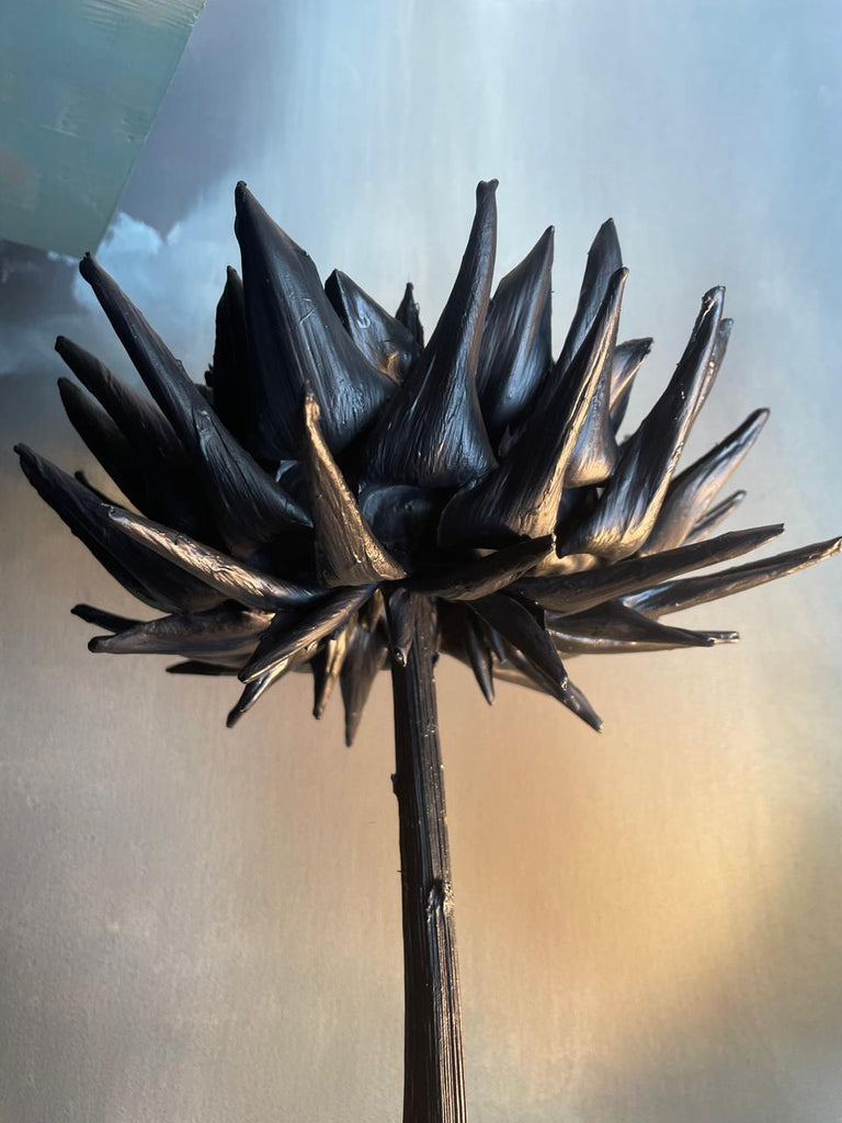 Forever Joy artichoke sculpture - Modern Black