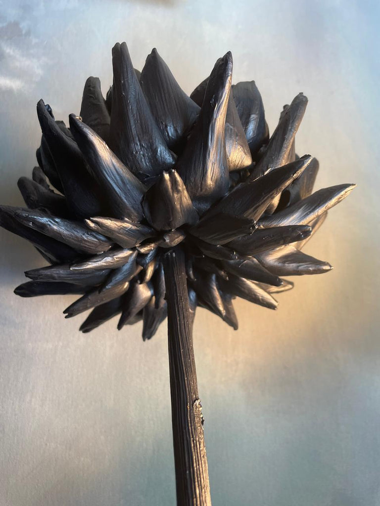 Forever Joy artichoke sculpture in Black