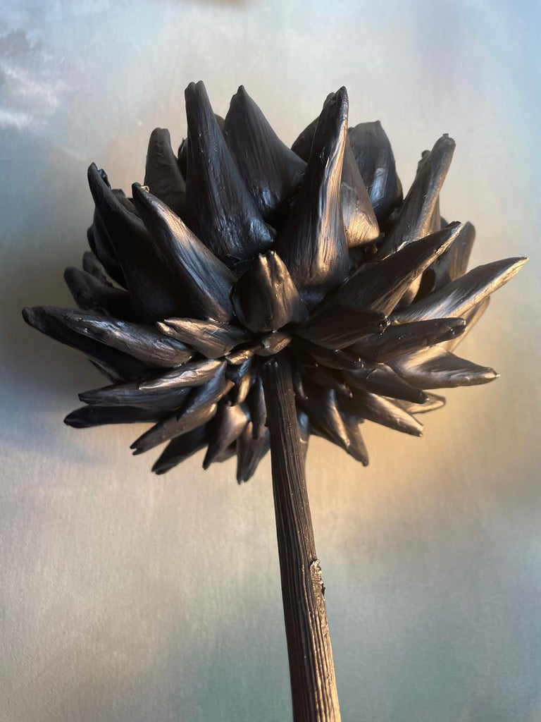 Forever Joy artichoke sculpture in Black