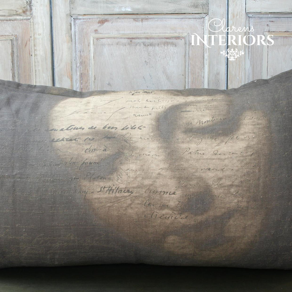 Soft print of woman's face on pure linen.   Feather inner included.   Dimensions: 95 x 55cm  Manufactured in South Africa