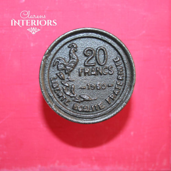 Twenty francs knob