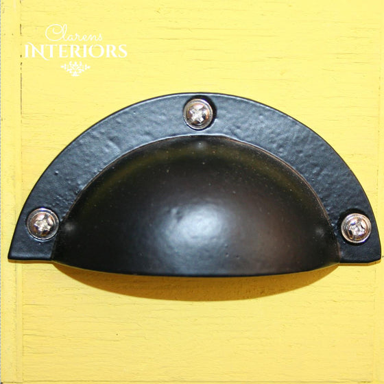 Black cup handle